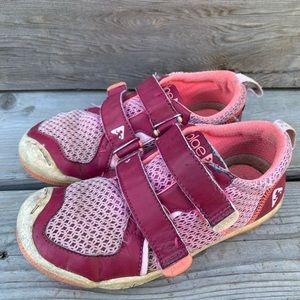 Youth 13 Plae Sneakers